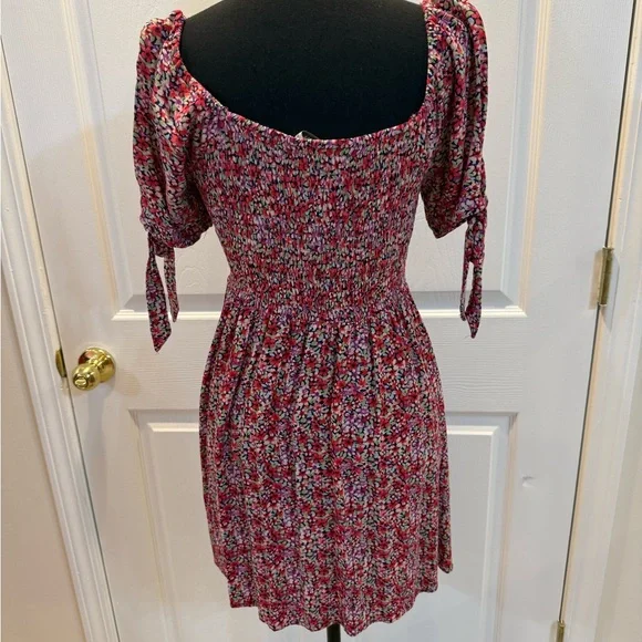 American Eagle Outfitters Pink Floral Smocked Mini Dress - Picture 4 of 6